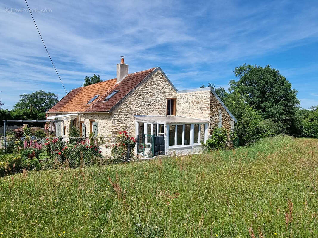 Maison à SAZERAY