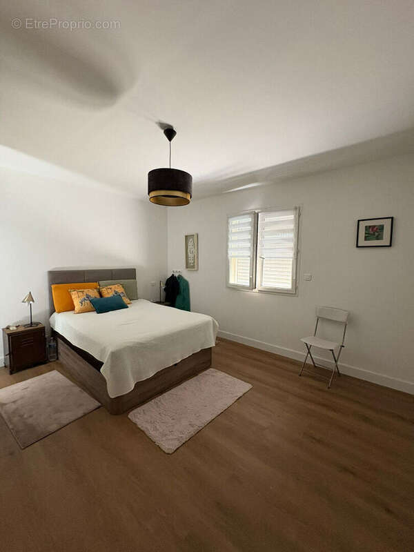 Maison à SAINT-MARTIN-DE-VALGALGUES