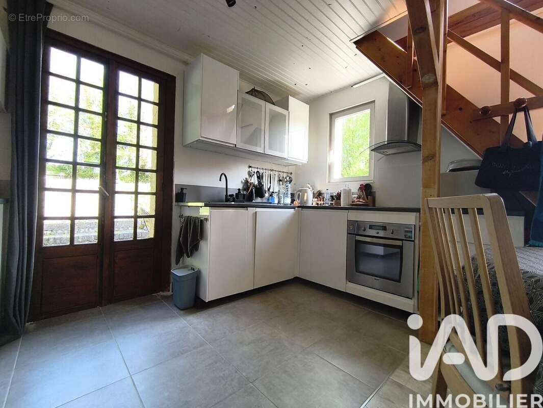 Maison 91 m² à Chaumont-En-Vexin  - photo 6