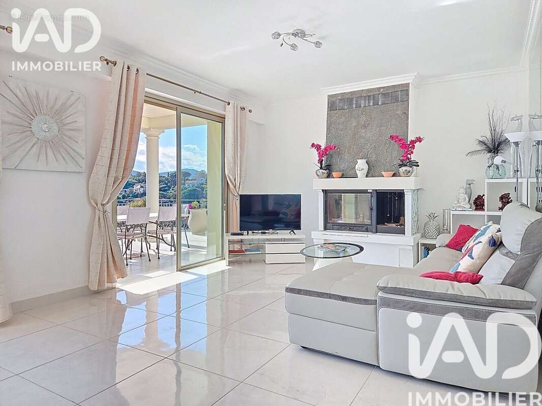 Photo 7 - Maison à ROQUEBRUNE-SUR-ARGENS