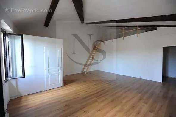 Maison à BOUC-BEL-AIR