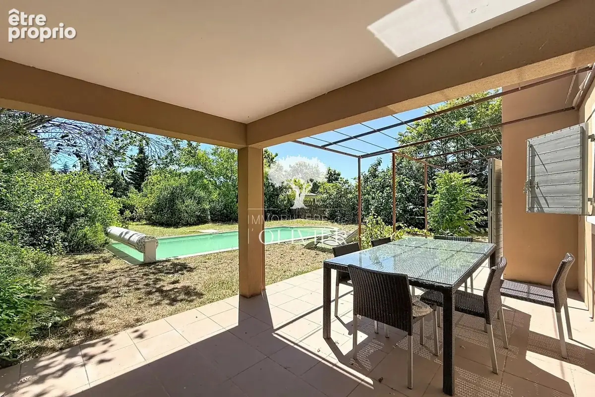 Maison 5 pièces 114 m² à vendre à Saint-Saturnin-Les-Apt (84490) - photo 4