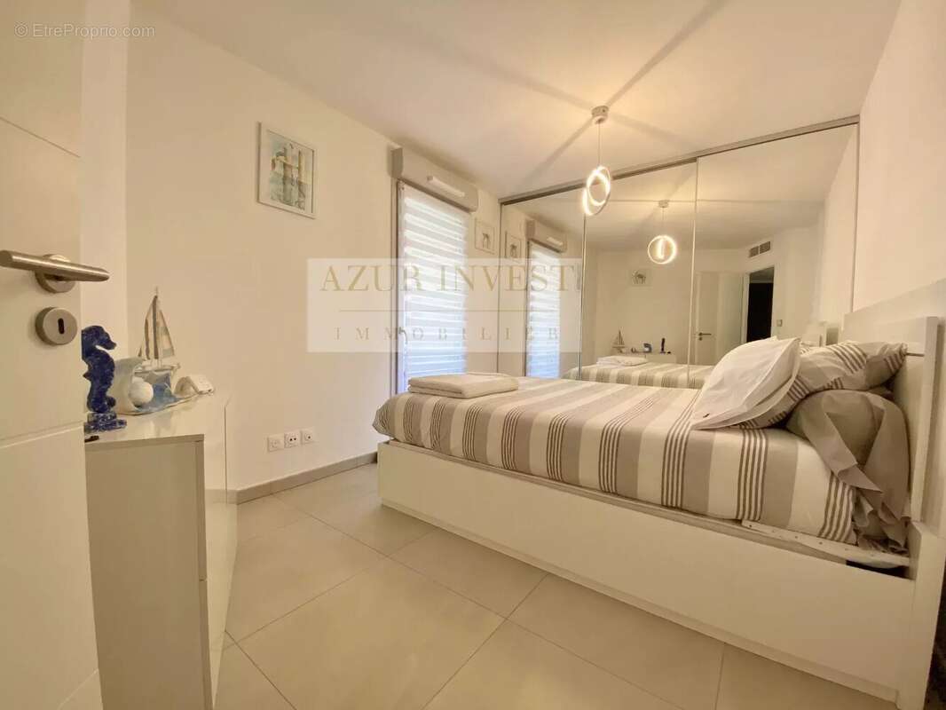 Appartement à ROQUEBRUNE-CAP-MARTIN