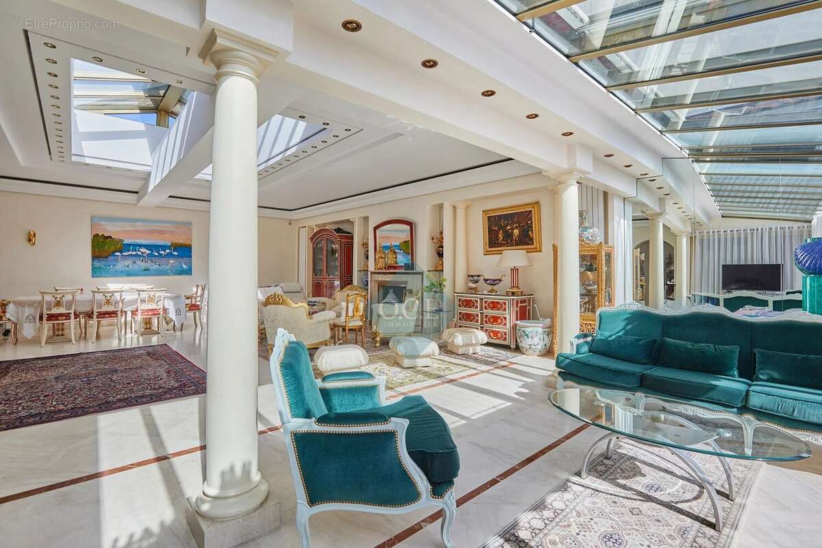 Appartement à PARIS-11E