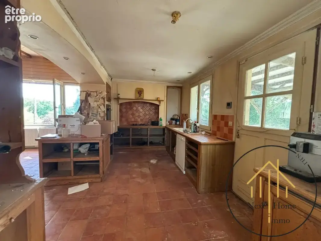 Maison 342 m² à Courgeac  - photo 6