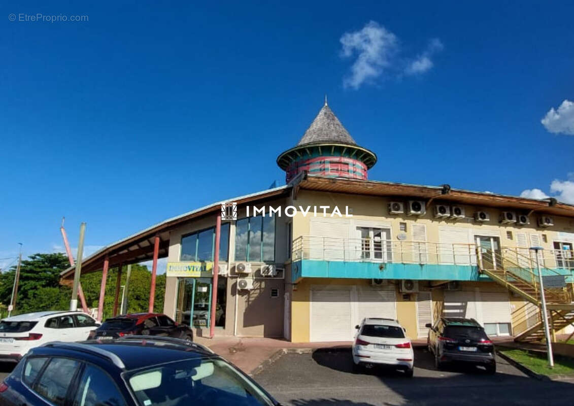 Commerce à LE MOULE