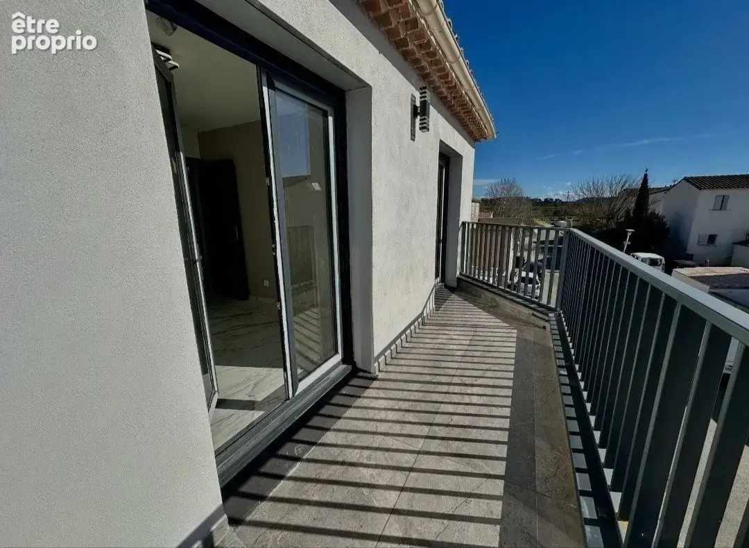 Villa contemporaine neuve 150 m2 - DPE A, piscine, beaux volumes et prestations soignées - photo 5