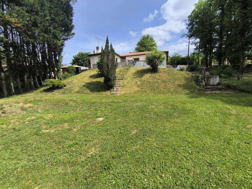 Maison à CHANCELADE