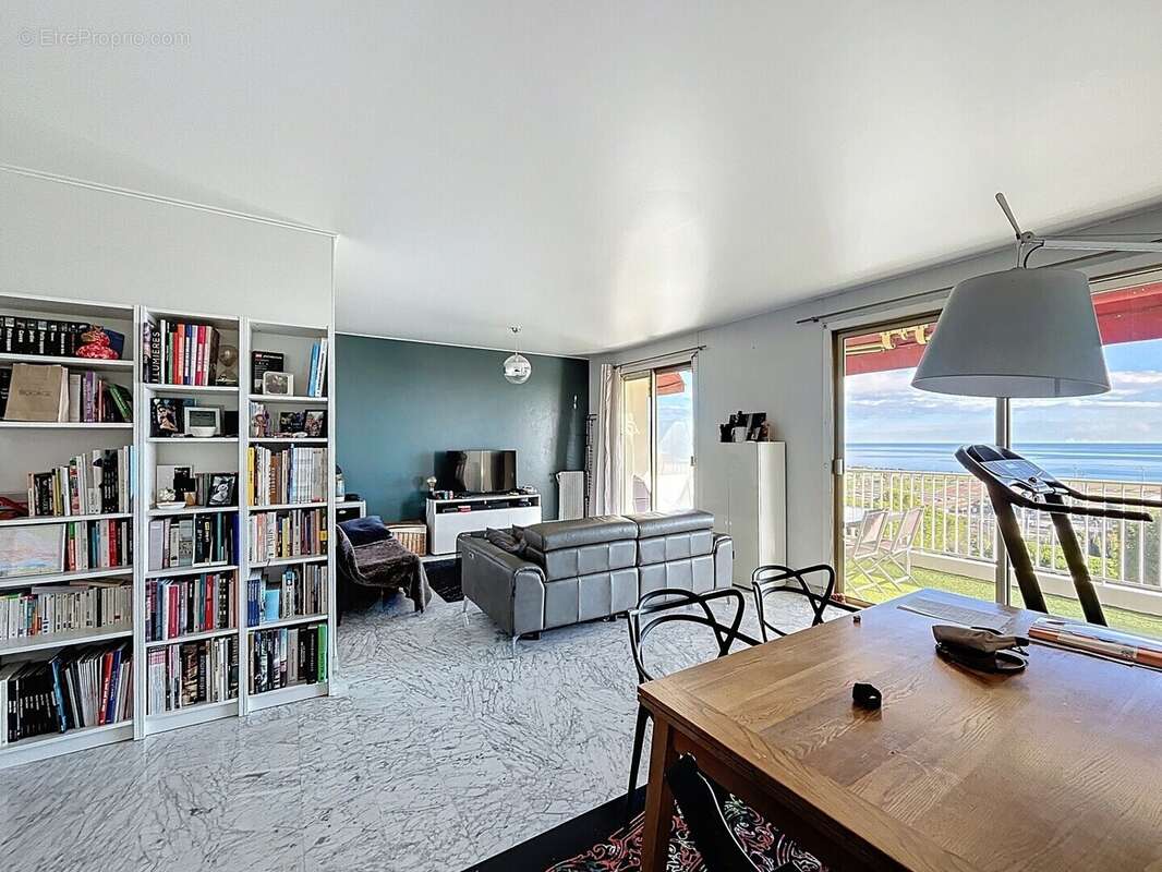 Appartement à CAGNES-SUR-MER