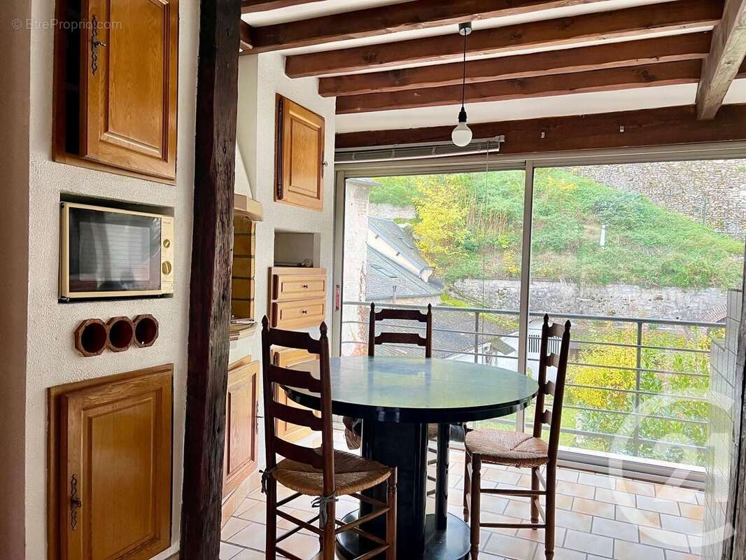 Maison à IVRY-LA-BATAILLE