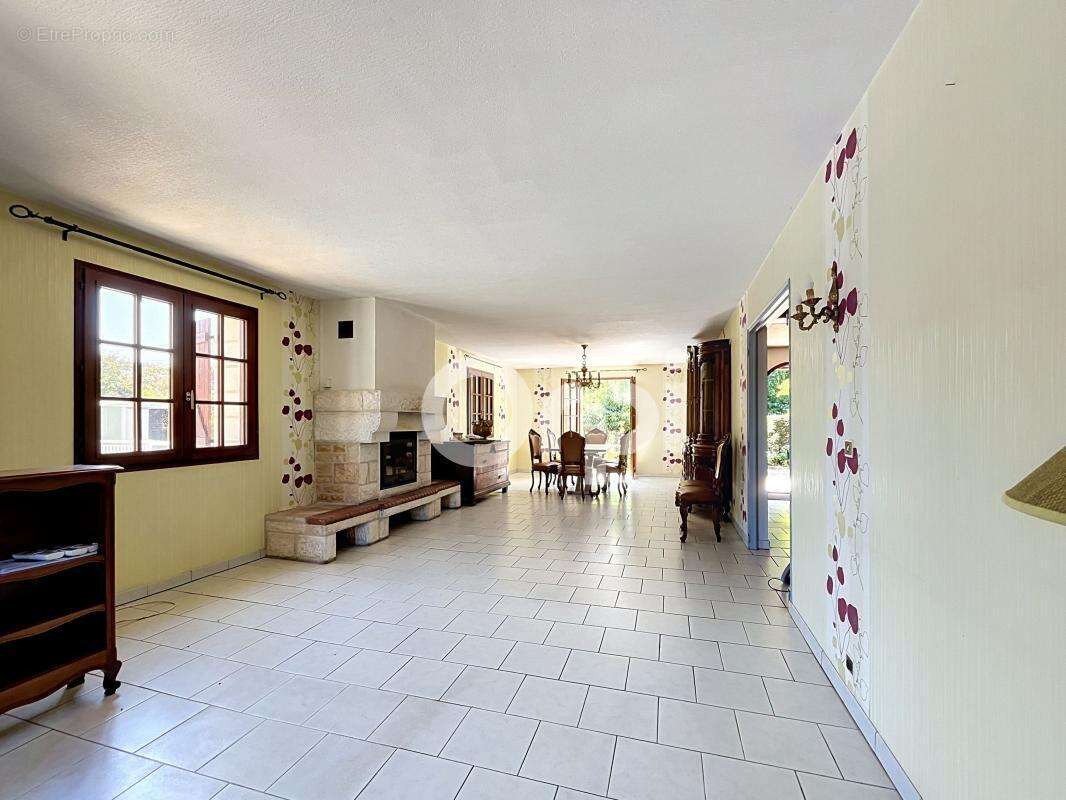 Charmante maison familiale avec piscine - photo 3