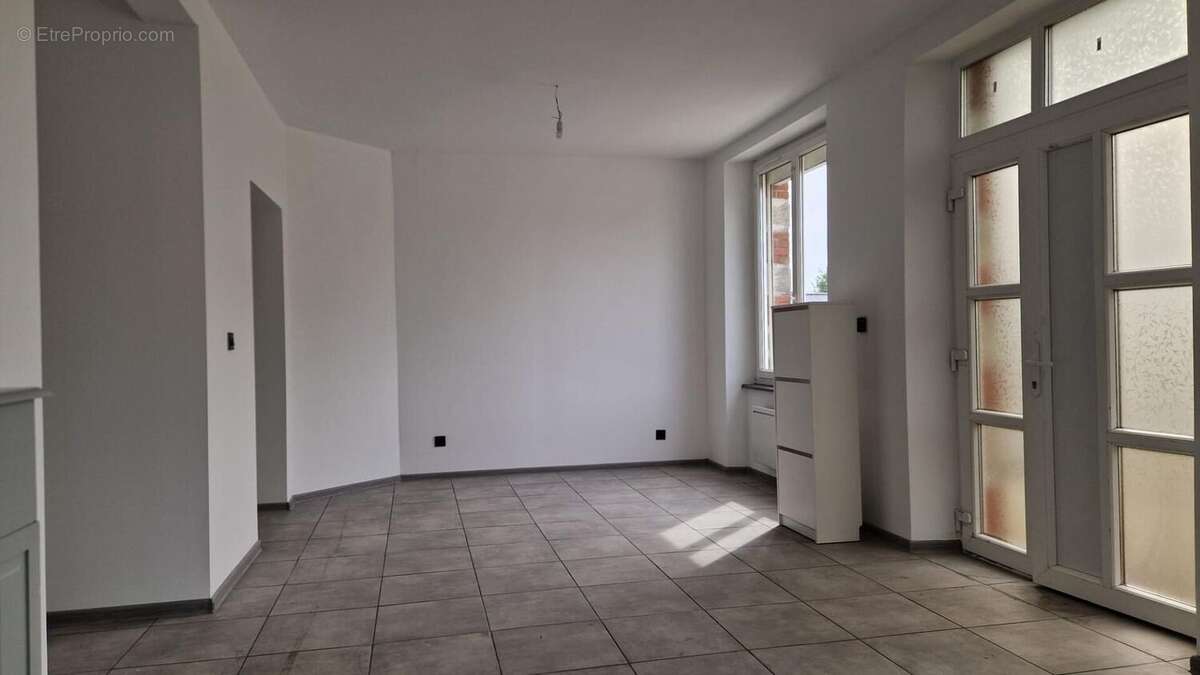 Maison 73 m² à Laurenan  - photo 3