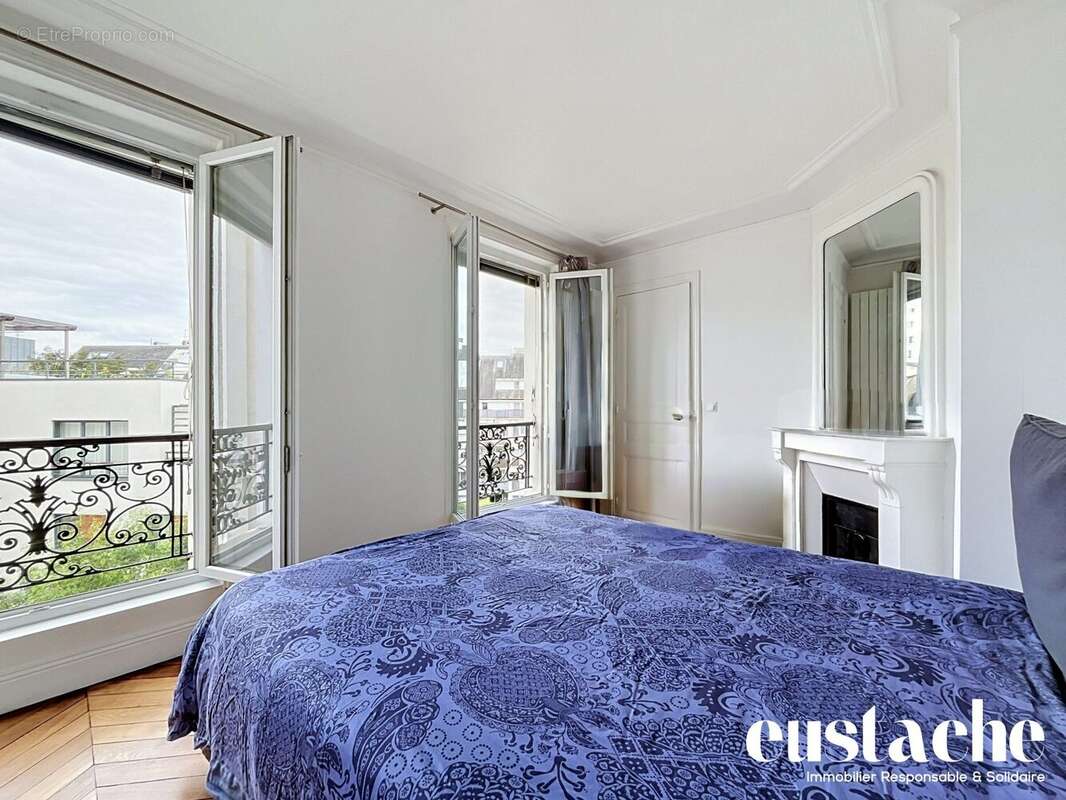 Appartement à PARIS-11E