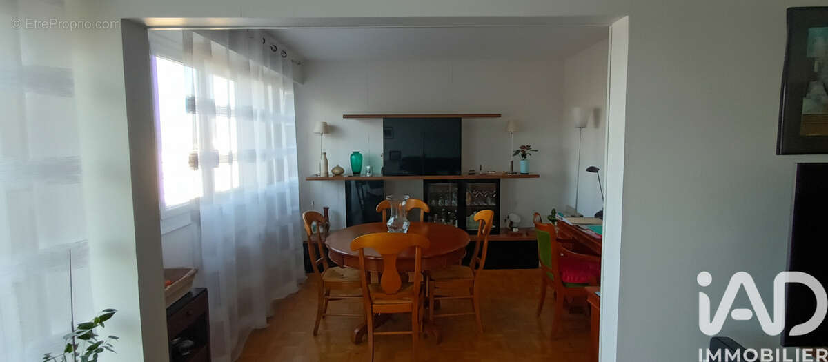 Photo 9 - Appartement à VIRY-CHATILLON