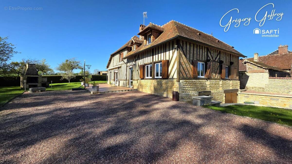Photo 1 - Maison à SAINT-PIERRE-SUR-DIVES