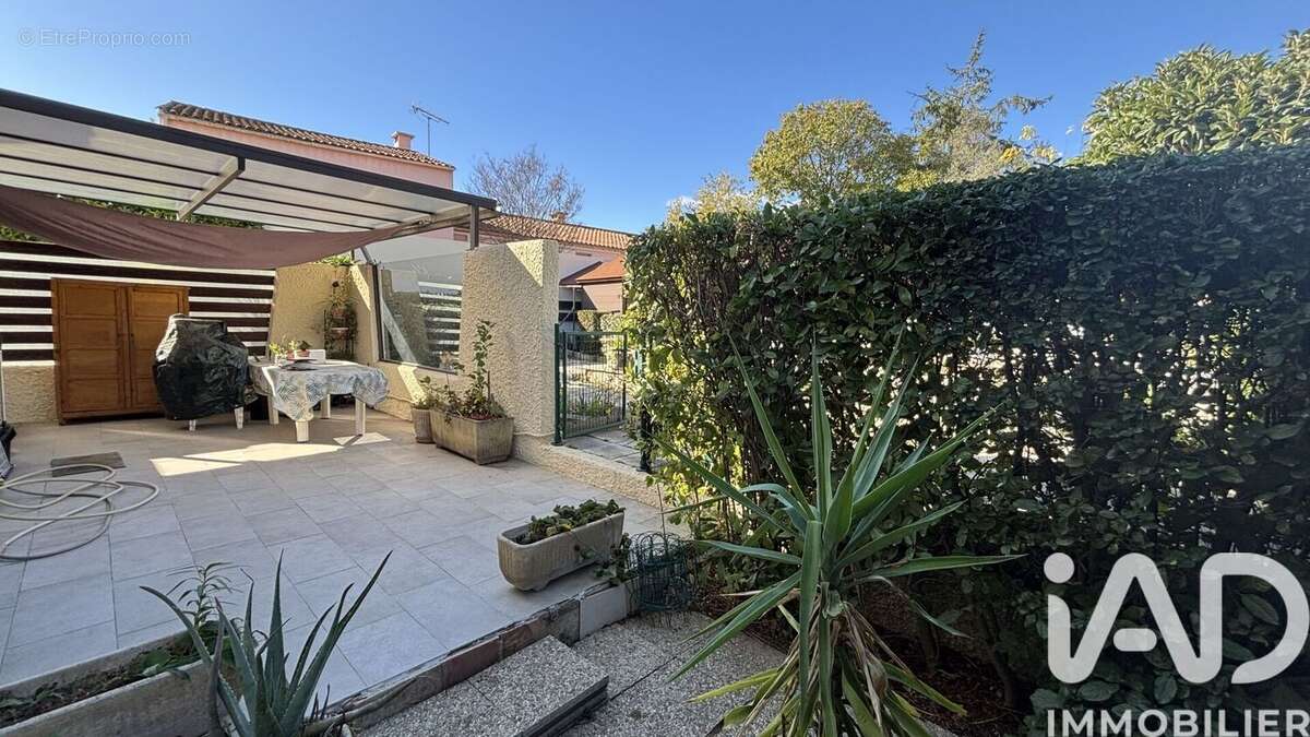 Photo 2 - Maison à JUVIGNAC