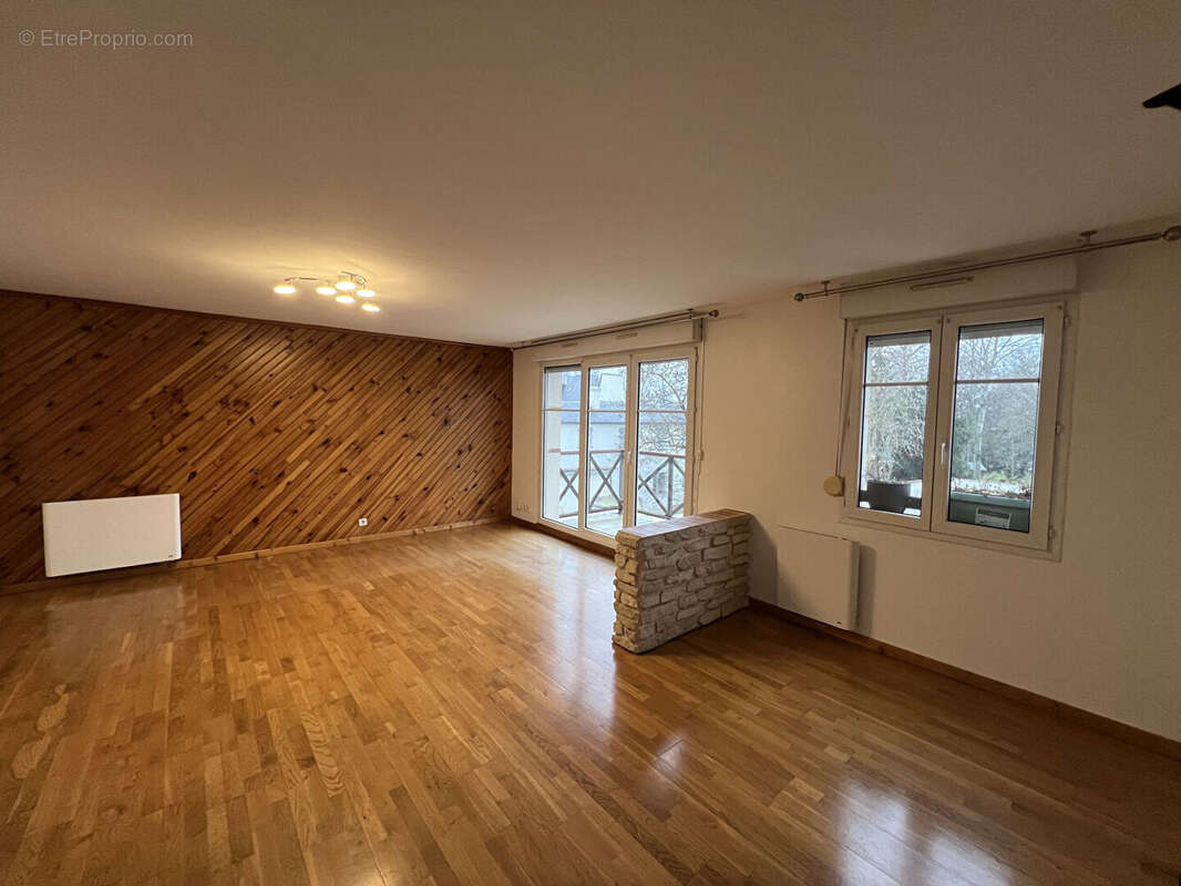 Appartement à SAINT-BRICE-SOUS-FORET