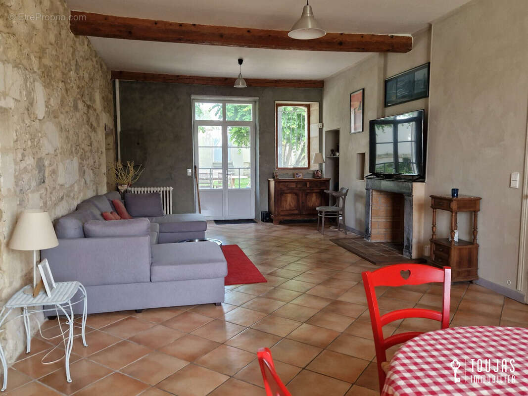 Maison à GENISSAC