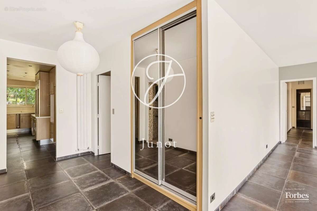 Appartement à LE VESINET