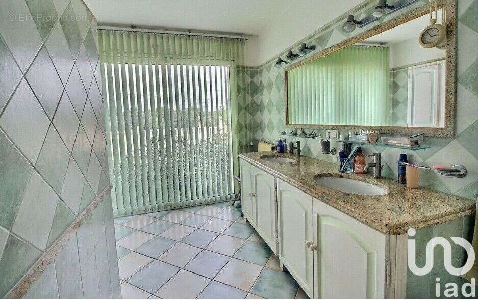 Photo 8 - Maison à VELAUX