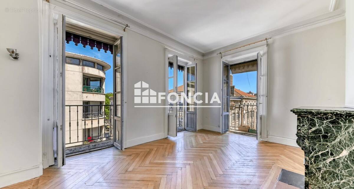 Appartement à LYON-3E