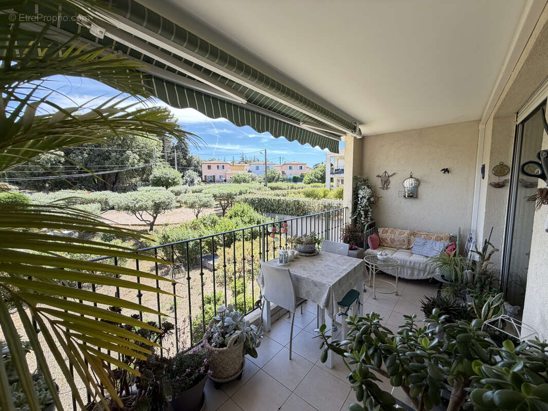 Appartement à SAINT-MAXIMIN-LA-SAINTE-BAUME