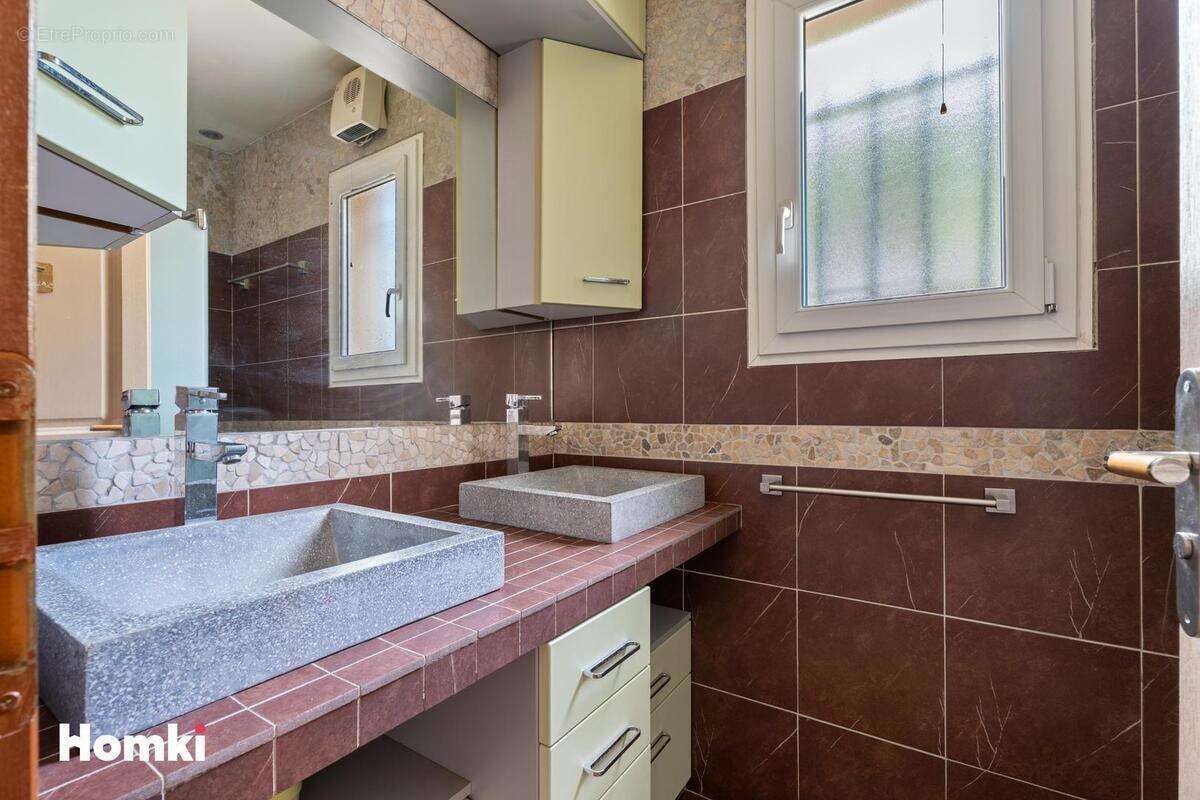 Maison à VILLENEUVE-LOUBET