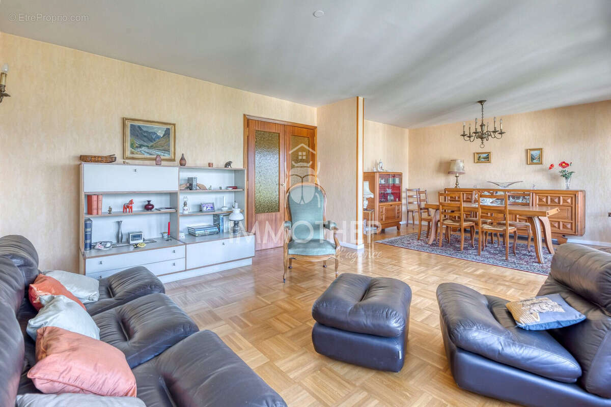 Appartement à ECHIROLLES