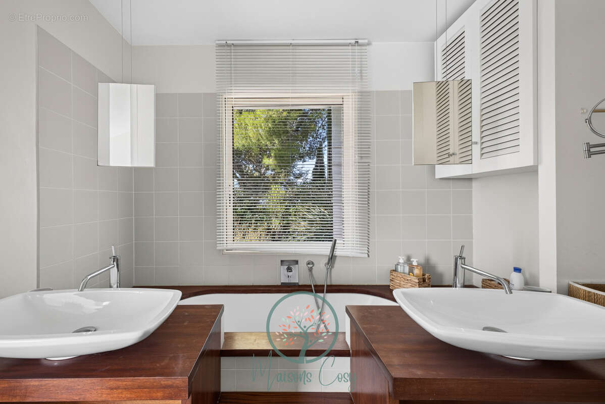 Maison à ENSUES-LA-REDONNE