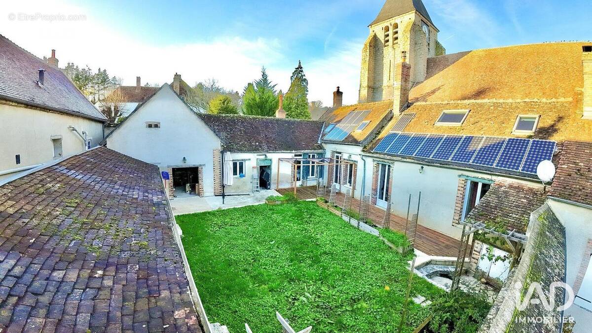 Photo 1 - Maison à SERGINES