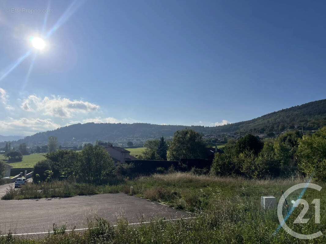 Terrain à SAINT-CLAIR