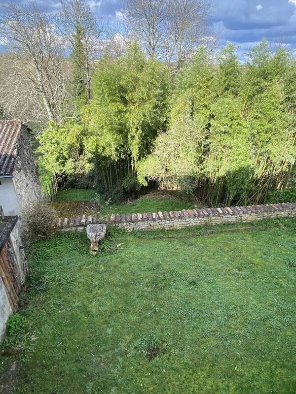 Maison à SAINT-ANGEAU