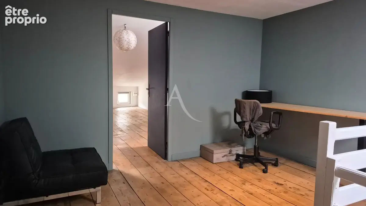 À DÉCOUVRIR - Une maison de ville pleine de charme avec jardin arboré ! - photo 18