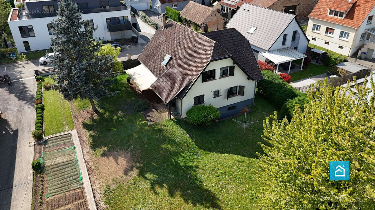 Maison à NIEDERHAUSBERGEN