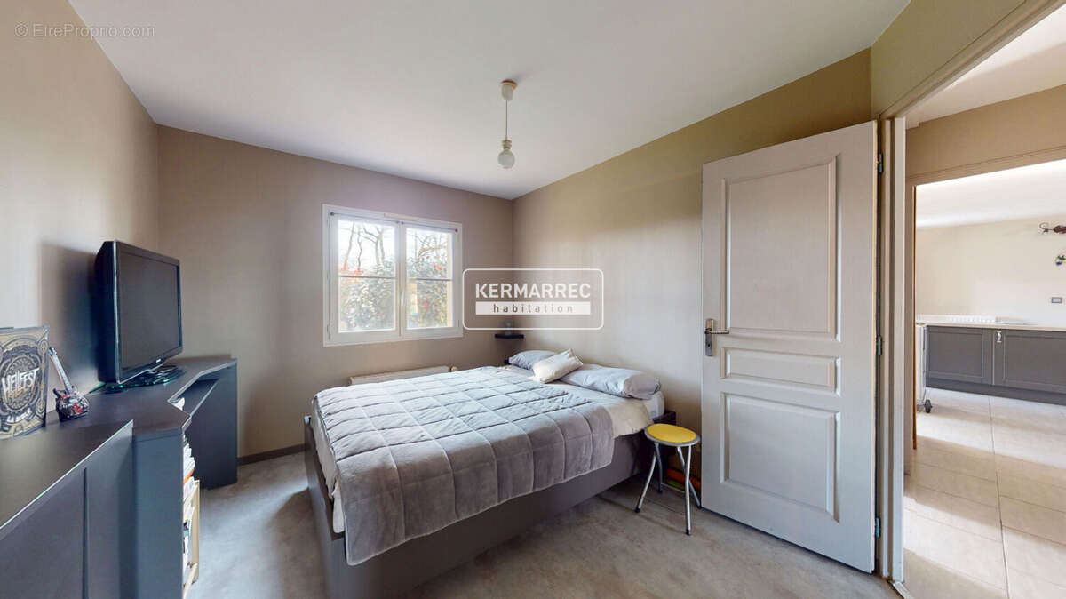Maison plain-pied - 4 Chambres - Nombreuses annexes - photo 6