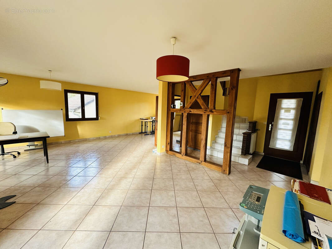 Maison à LES NOES-PRES-TROYES