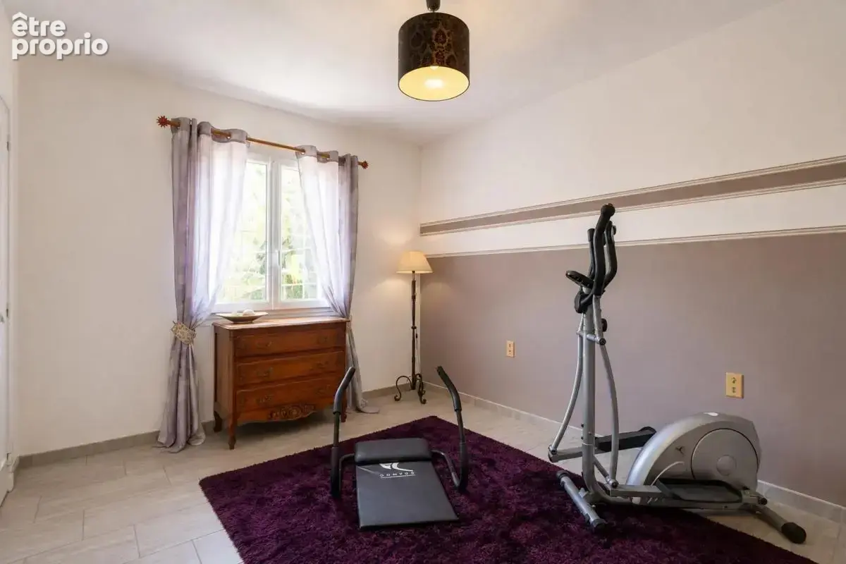 Maison de 6 pièces de 179 m² à Gabian - photo 12