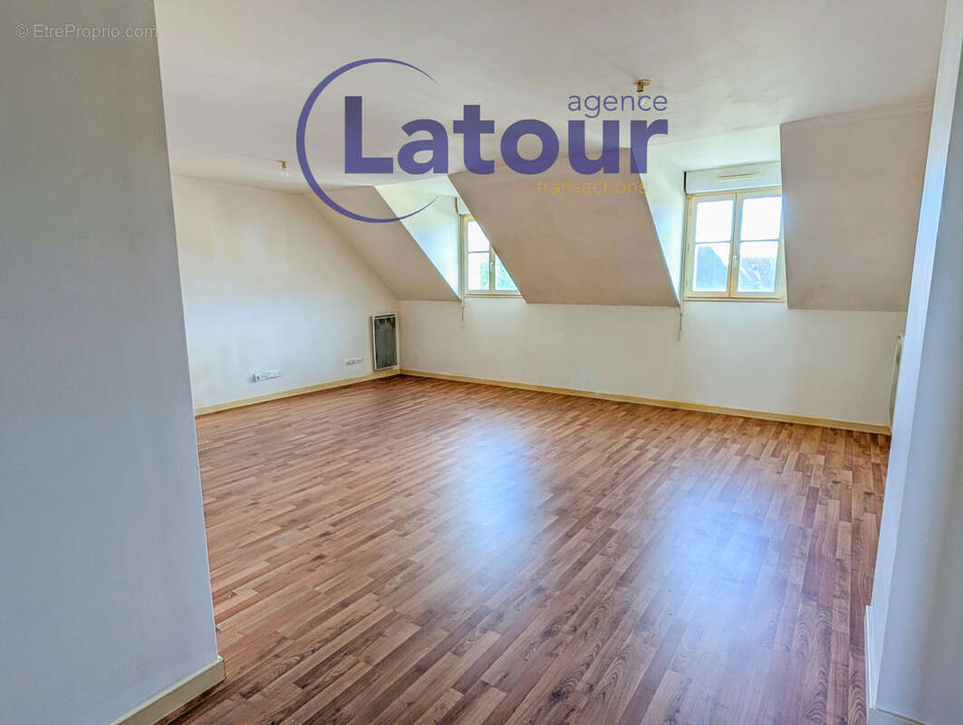 Appartement à HOUDAN