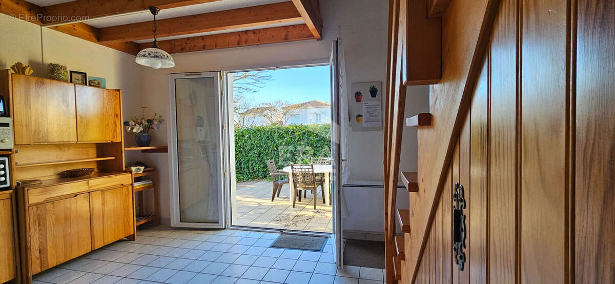 Maison à VAUX-SUR-MER