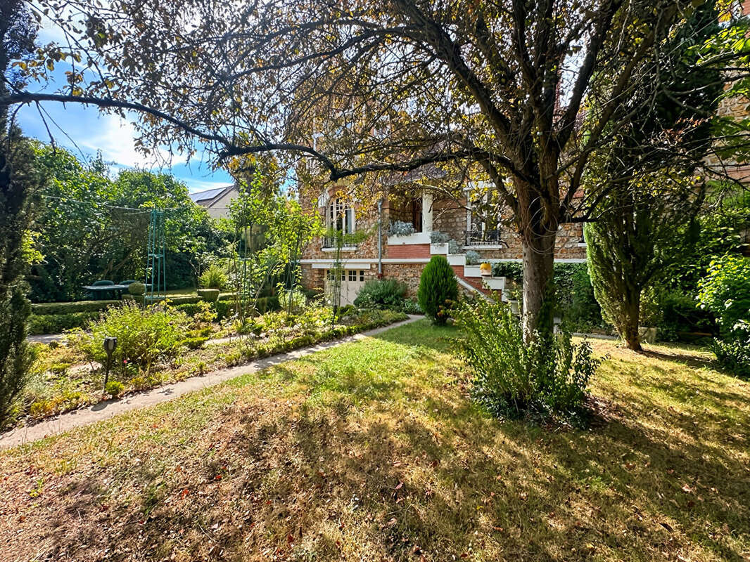 Maison 207m² à verrières-le-buisson - photo 14