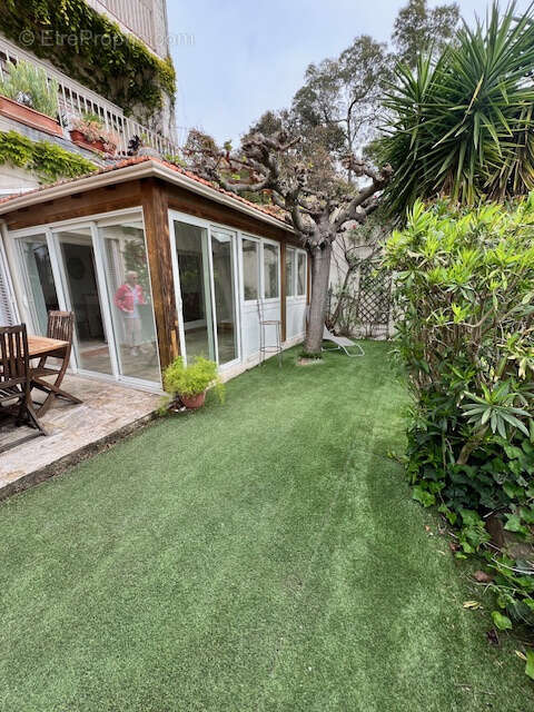 Appartement à HYERES