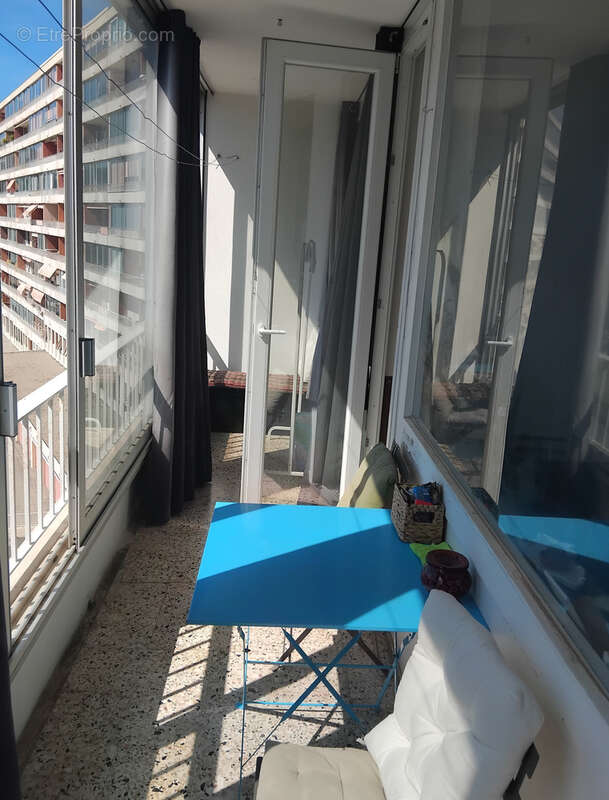 Appartement à MARSEILLE-9E