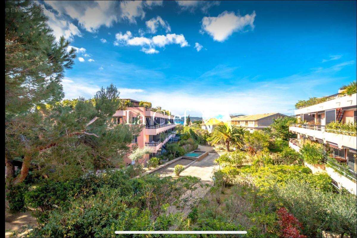 Appartement à SAINT-TROPEZ
