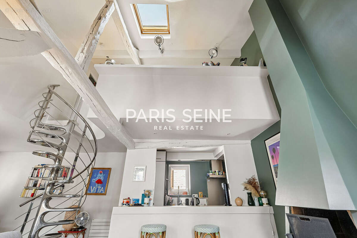 Appartement à PARIS-6E