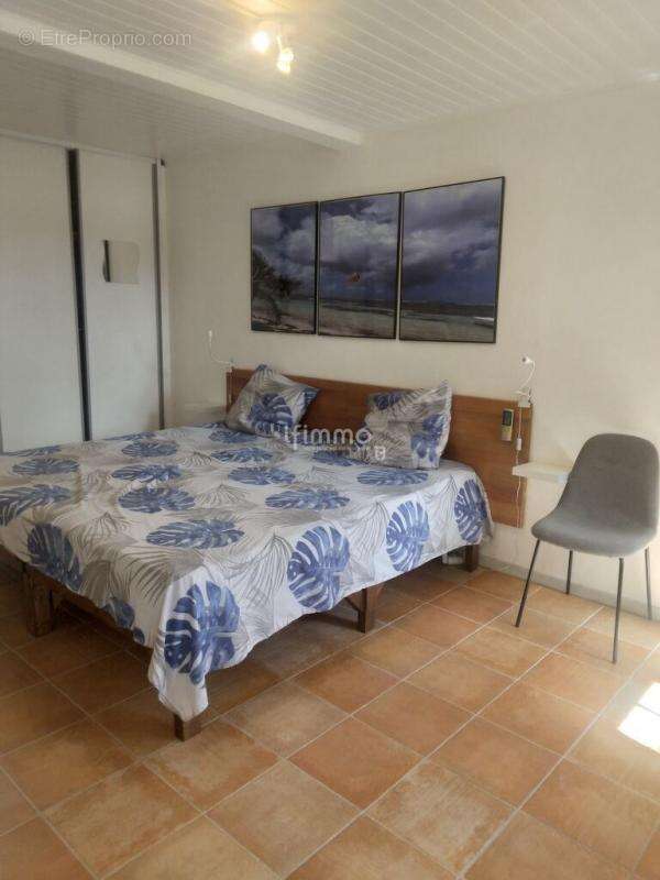 Maison à LES TROIS-ILETS