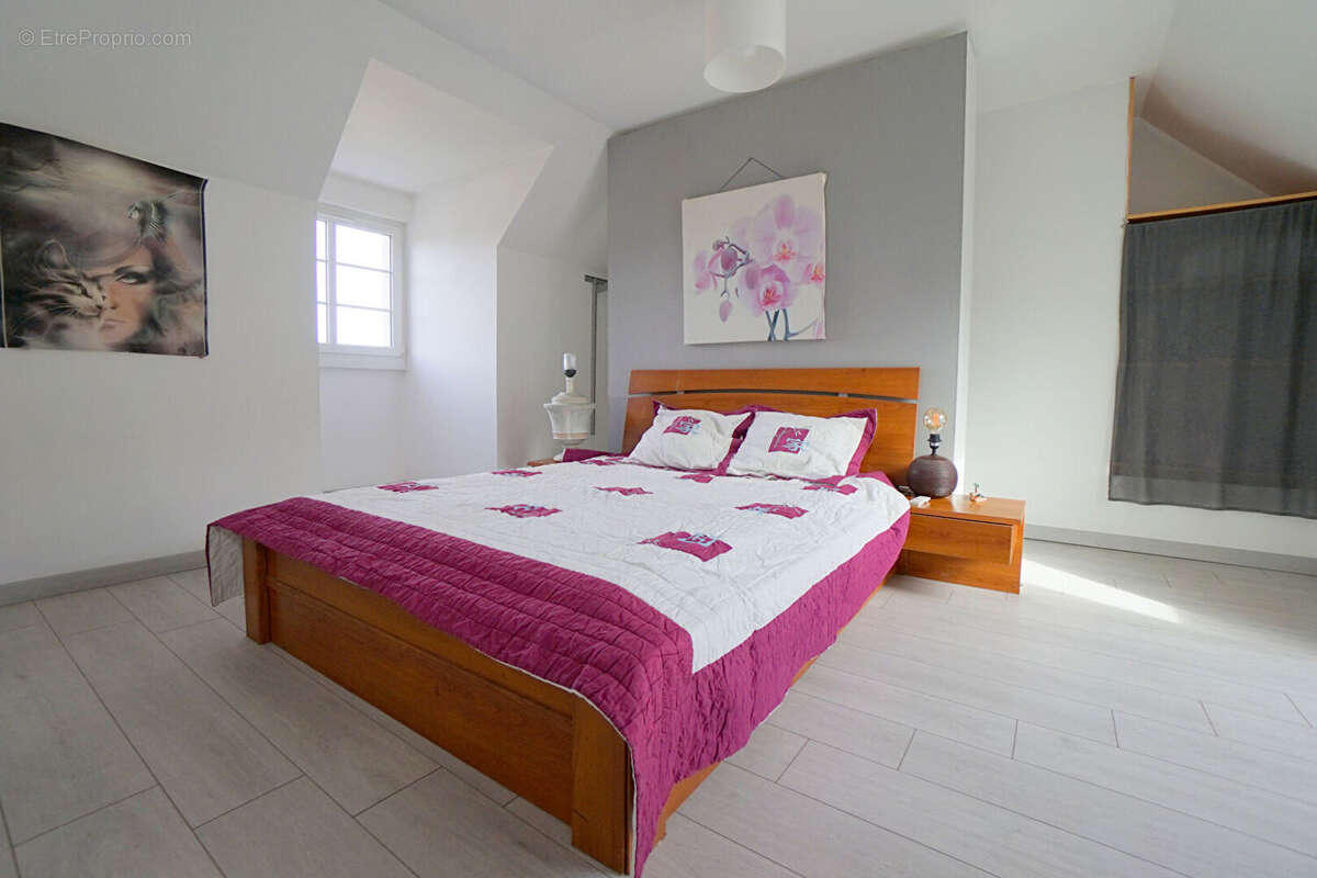 Maison à MEZIERES-SUR-SEINE