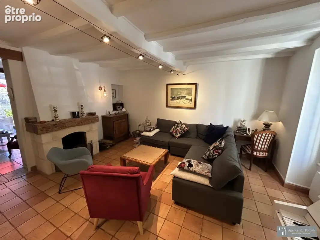 Maison 7 pièces 194 m² à vendre à Pons (17800) - photo 4