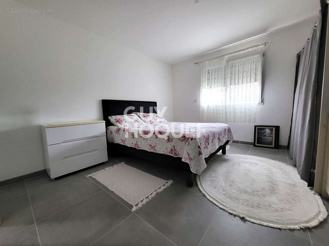 Maison à MONDEVILLE