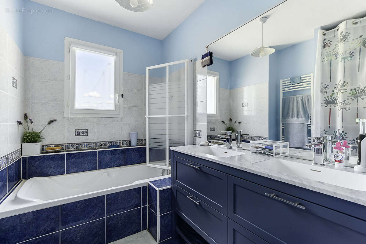 Maison T5 de plain-pied + piscine - Labastide-Saint-Sernin - photo 13