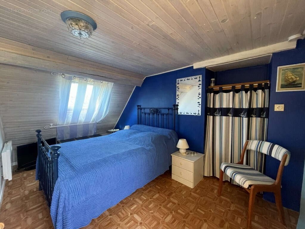 Maison à BEAUMONT-LES-AUTELS